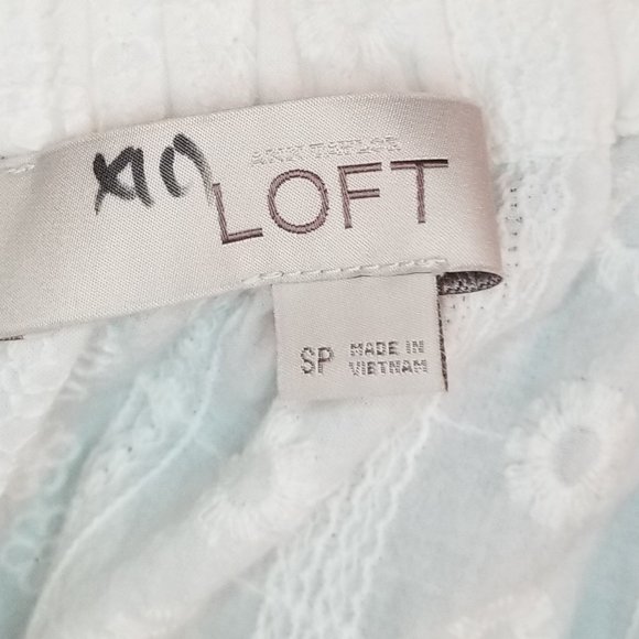 !!3 FOR $25 -- Loft ivory eyelet/lace peasant blouse - Picture 4 of 4